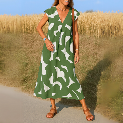 Ivy | Airy dress with V-neckline
