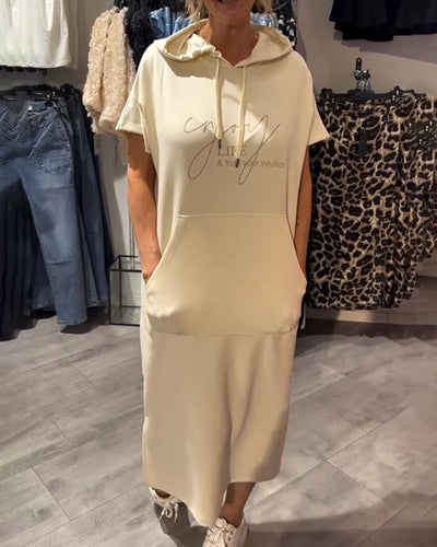 Ebba™ | Casual dress with hood and feminine fit