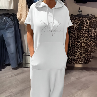 Ebba™ | Casual dress with hood and feminine fit