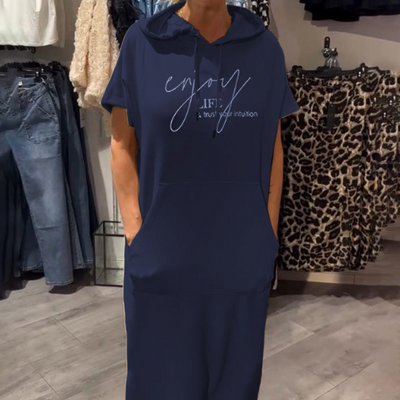 Ebba™ | Casual dress with hood and feminine fit