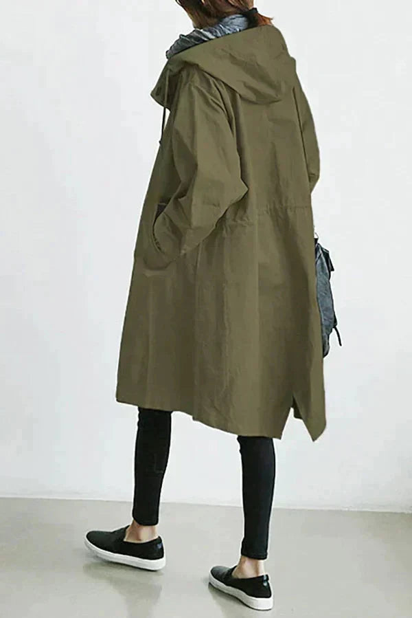 Dorothee | Trenchcoat Style